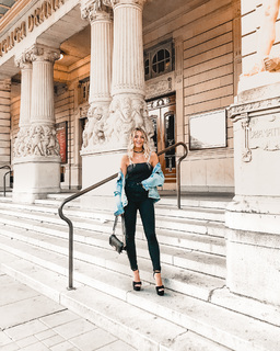 Janni Deler feet photo 1