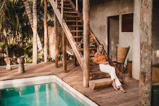 Janni Deler feet photo 7