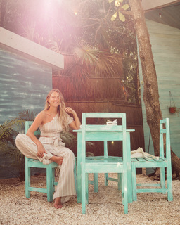 Janni Deler feet photo 4