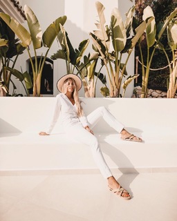 Janni Deler feet photo 5