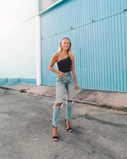 Janni Deler feet photo 18