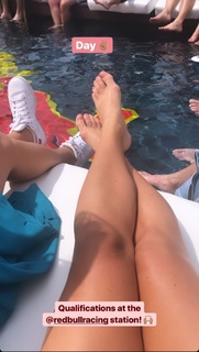 Janni Deler feet photo 8