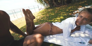 Janni Deler feet photo 2