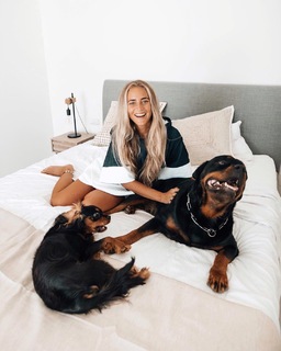 Janni Deler feet photo 7