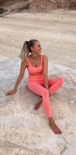 Janni Deler feet photo 14