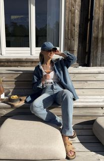 Janni Deler feet photo 9