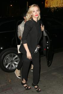 January Jones feet photo thumbnail