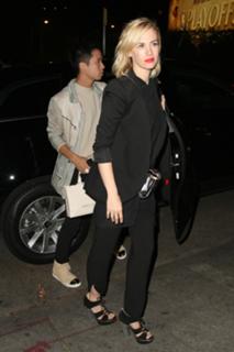 January Jones feet photo thumbnail