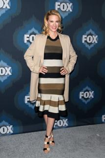 January Jones feet photo thumbnail