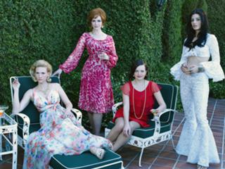 January Jones feet photo thumbnail