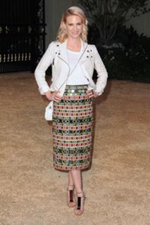 January Jones feet photo thumbnail