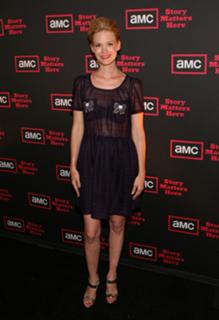 January Jones feet photo thumbnail
