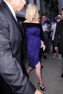 January Jones feet photo thumbnail