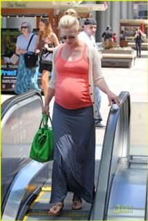 January Jones feet photo thumbnail