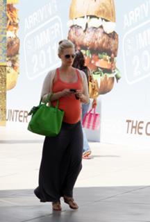 January Jones feet photo thumbnail