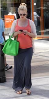 January Jones feet photo thumbnail
