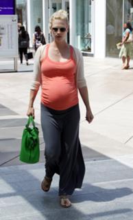 January Jones feet photo thumbnail