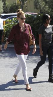 January Jones feet photo thumbnail