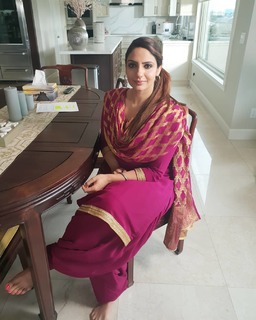 Japji Khaira feet photo 5