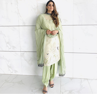 Japji Khaira feet photo 2