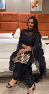 Japji Khaira feet photo 4
