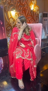 Japji Khaira feet photo 11