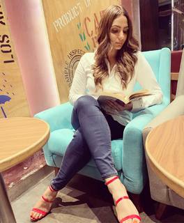 Japji Khaira feet photo 2