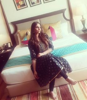 Japji Khaira feet photo 8
