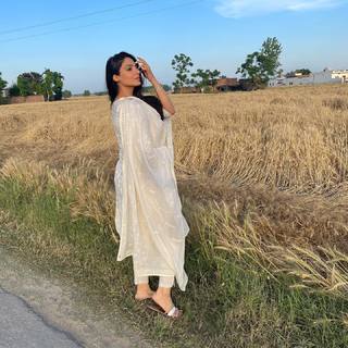 Japji Khaira feet photo 10
