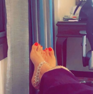 Japji Khaira feet photo 9