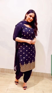 Japji Khaira feet photo 1