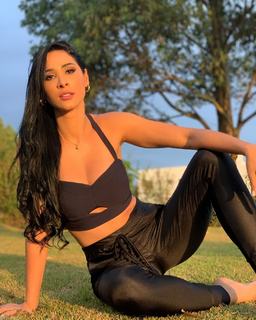 Jaqueline Carvalho feet photo 10