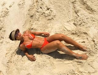 Jaqueline Khury feet photo 14