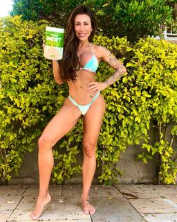 Jaqueline Khury feet photo 15