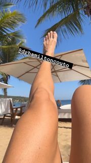 Jaqueline Khury feet photo 13