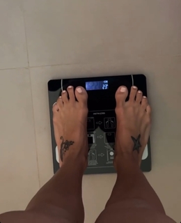 Jaqueline Khury feet photo 5