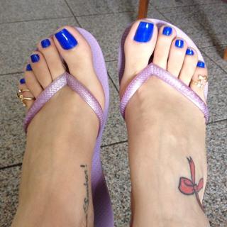 Jaqueline Mello feet photo thumbnail