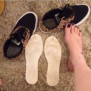 Jaqueline Mello feet photo thumbnail
