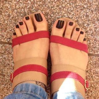 Jaqueline Mello feet photo thumbnail