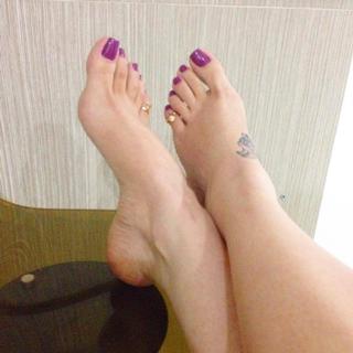 Jaqueline Mello feet photo thumbnail