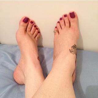 Jaqueline Mello feet photo thumbnail