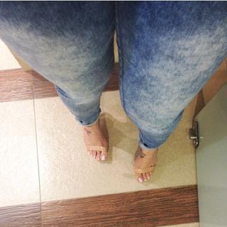 Jaqueline Mello feet photo thumbnail