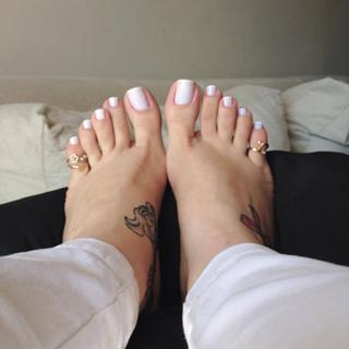 Jaqueline Mello feet photo thumbnail