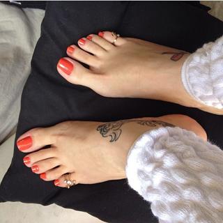Jaqueline Mello feet photo thumbnail