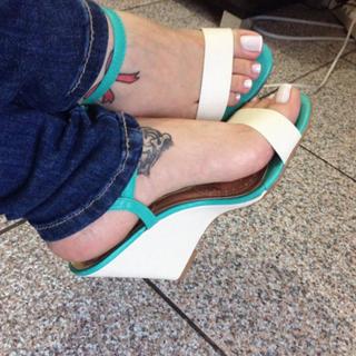 Jaqueline Mello feet photo thumbnail