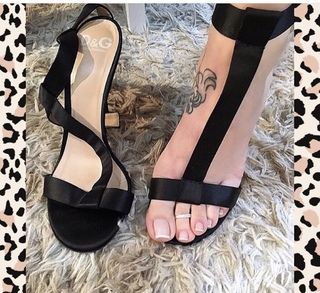 Jaqueline Mello feet photo thumbnail