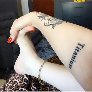 Jaqueline Mello feet photo thumbnail