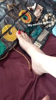 Jaqueline Mello feet photo thumbnail