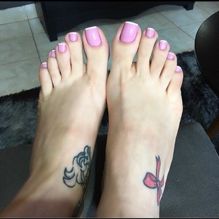 Jaqueline Mello feet photo thumbnail