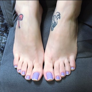 Jaqueline Mello feet photo thumbnail